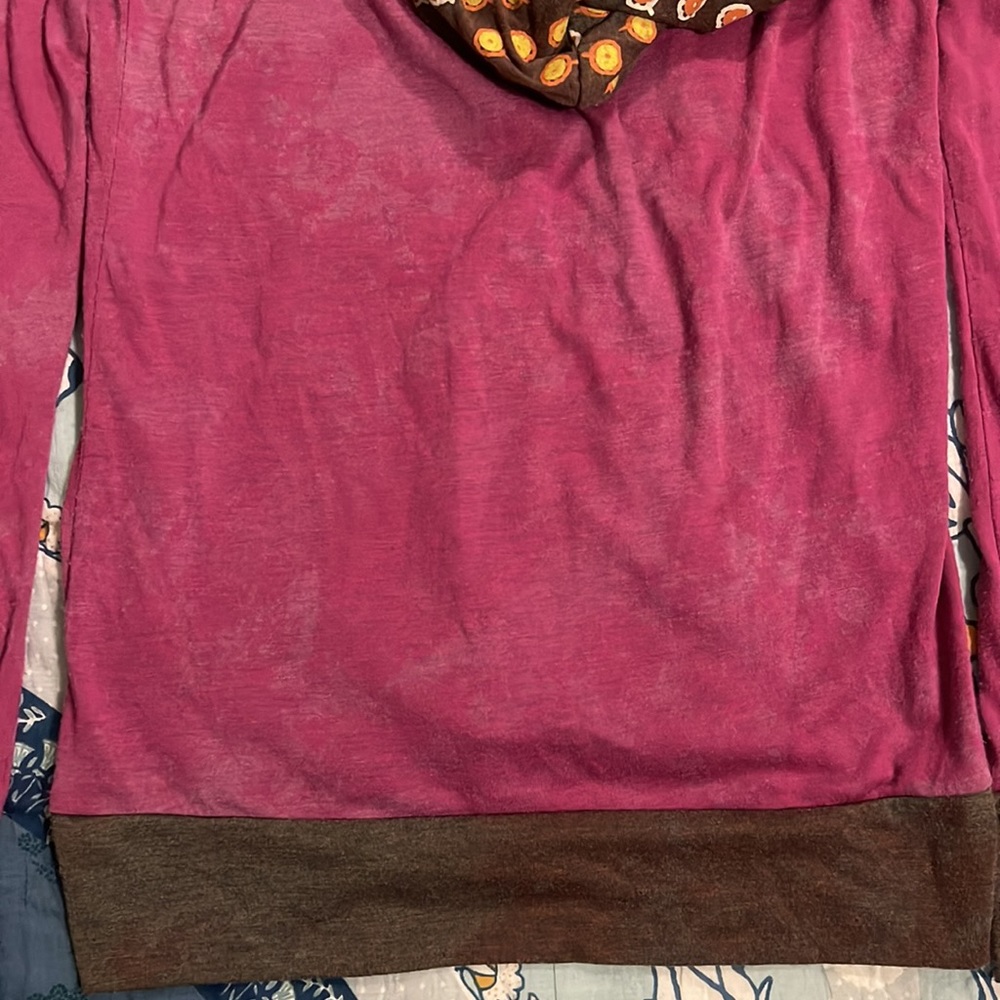 💋Miss Me Long sleeve hooded Shirt size small - Picture 3 of 6